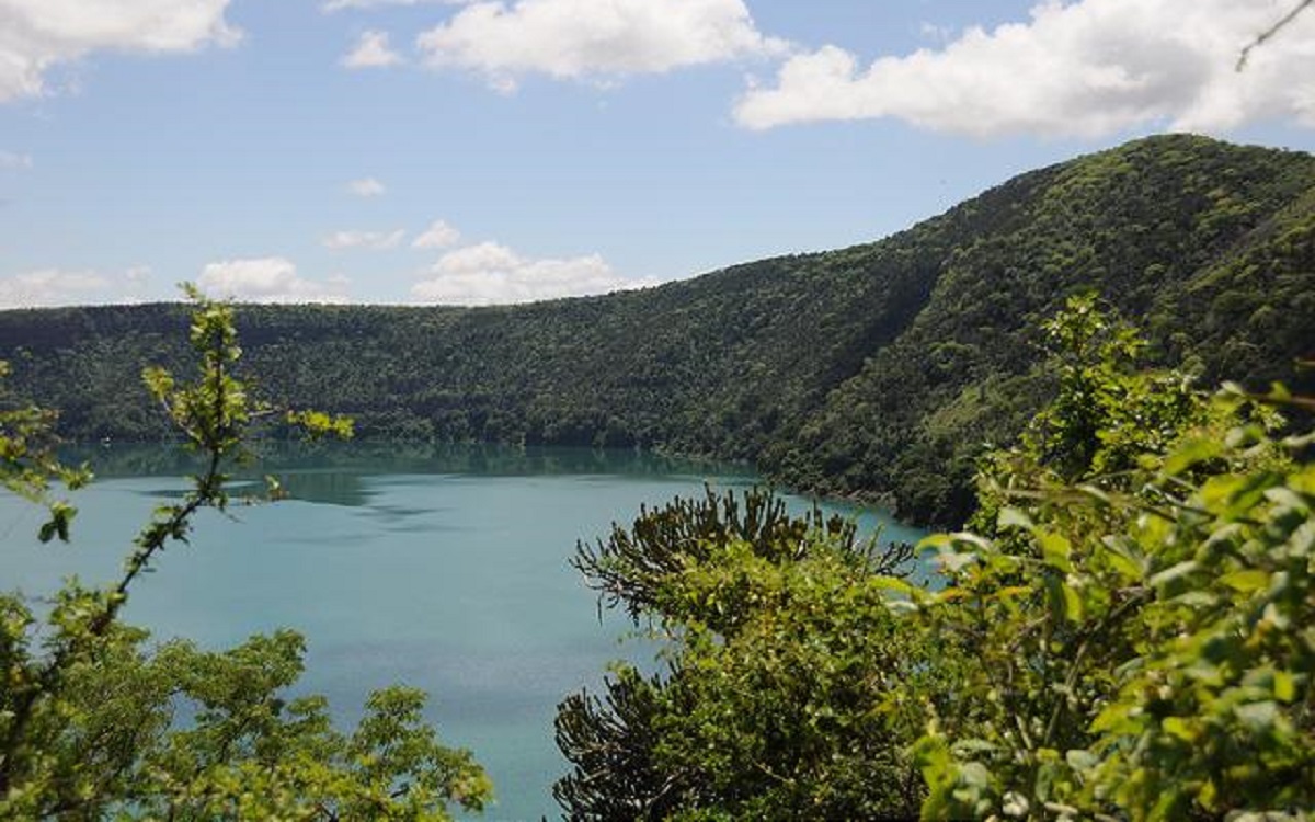  lake chala 